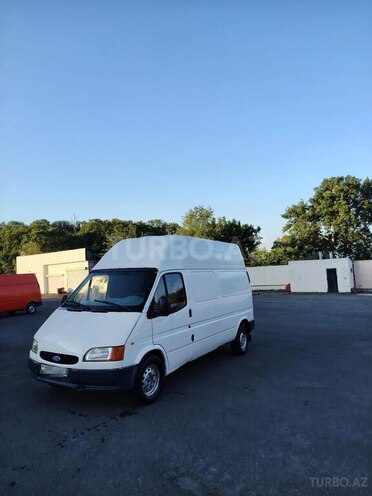 Ford Transit-2