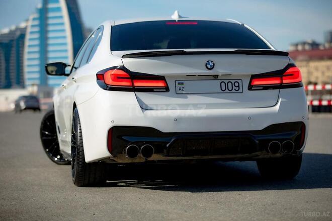 BMW 530e-7