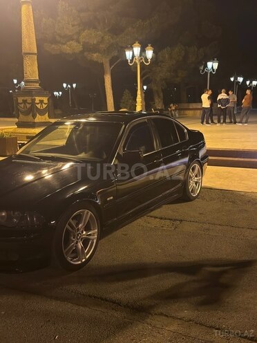 BMW 320-6