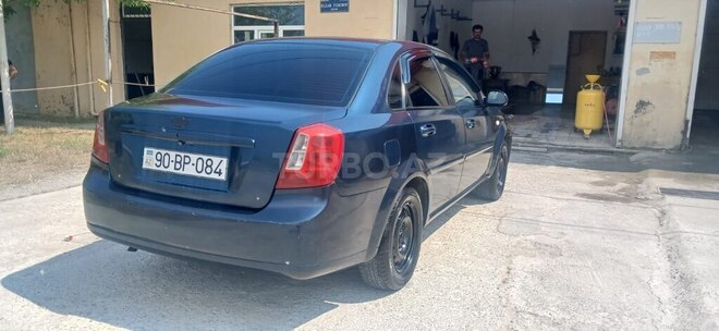 Chevrolet Lacetti-4