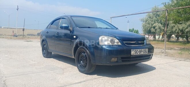 Chevrolet Lacetti-1