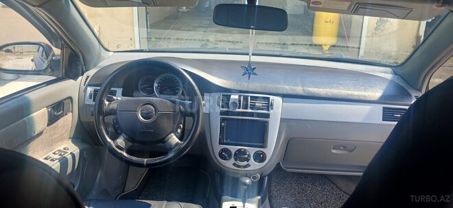 Chevrolet Lacetti-7
