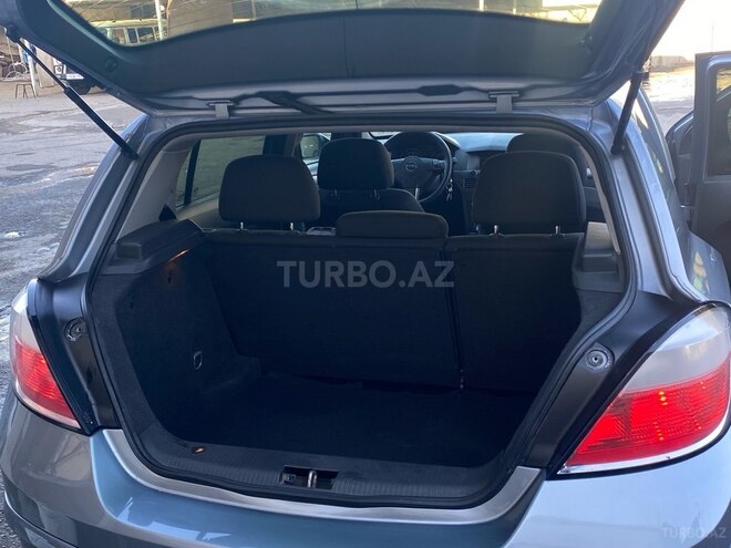 Opel Astra-11