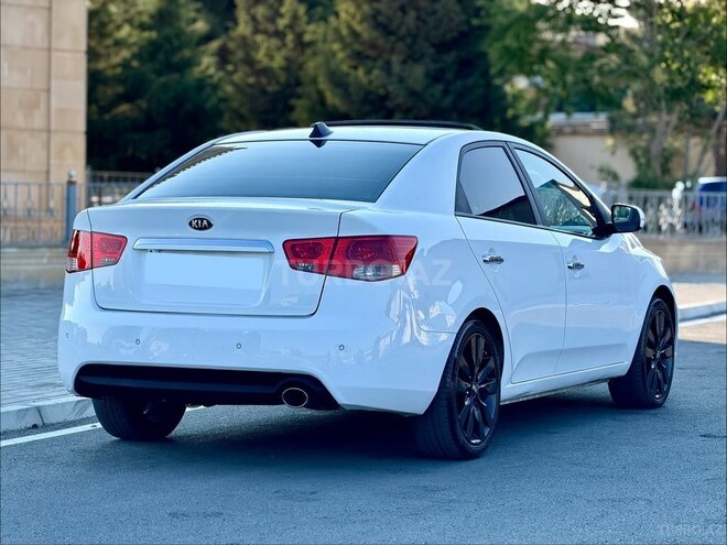 Kia Cerato-4