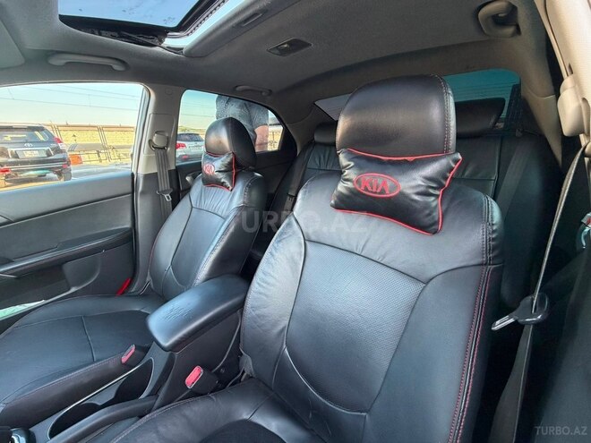 Kia Cerato-10