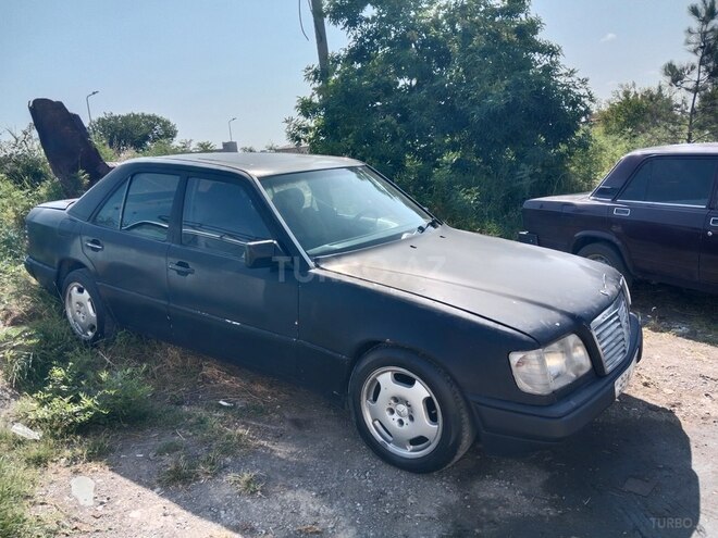Mercedes 300 D-5