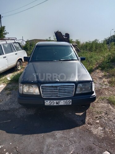 Mercedes 300 D-1