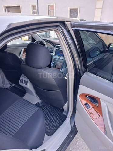 Toyota Camry-8