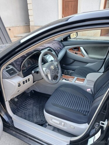 Toyota Camry-6