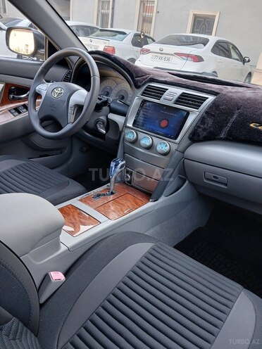 Toyota Camry-9