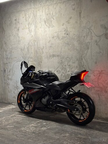 CFMOTO 250 SR-2