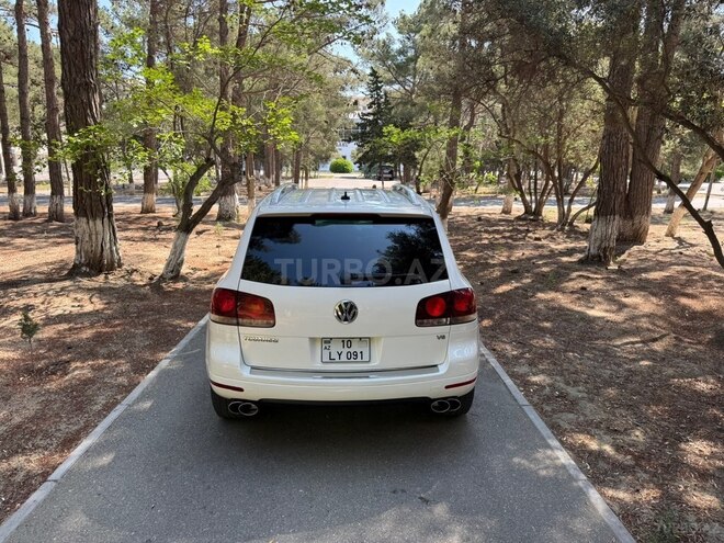 Volkswagen Touareg-8