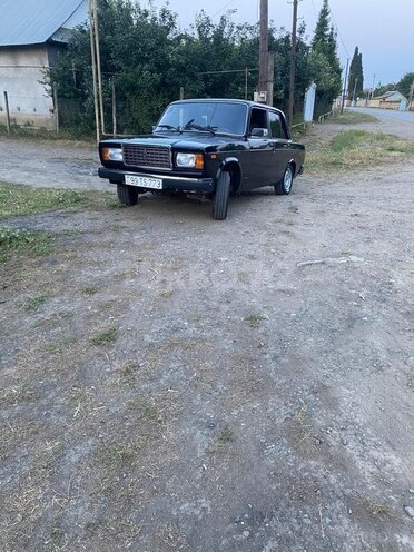 LADA (VAZ) 2107-2