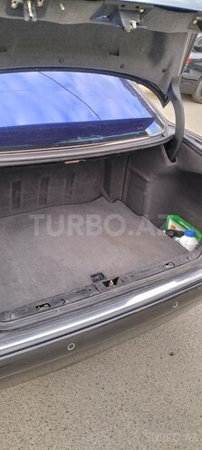 Mercedes E 240-8