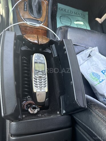 Mercedes E 320-16