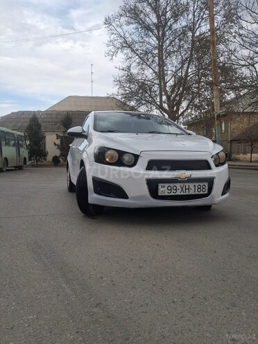 Chevrolet Aveo-1