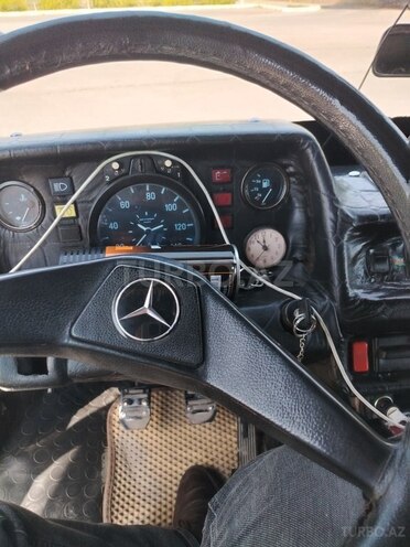 Mercedes 208 D-7