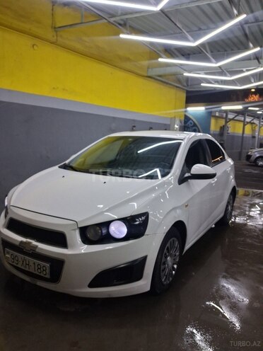 Chevrolet Aveo-9