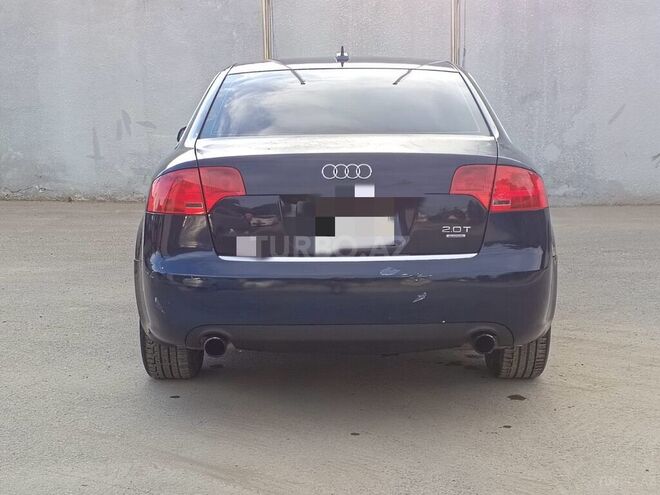 Audi A4-2