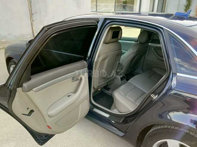 Audi A4-10