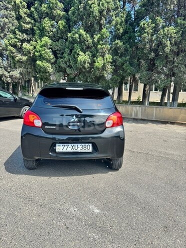 Mitsubishi Mirage-2