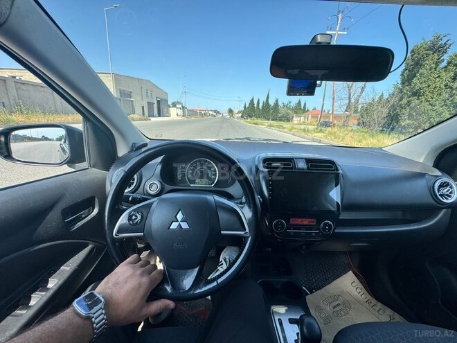 Mitsubishi Mirage-7