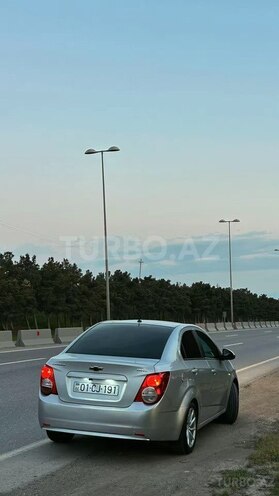 Chevrolet Aveo-5