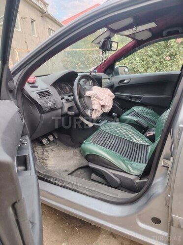 Opel Astra-9