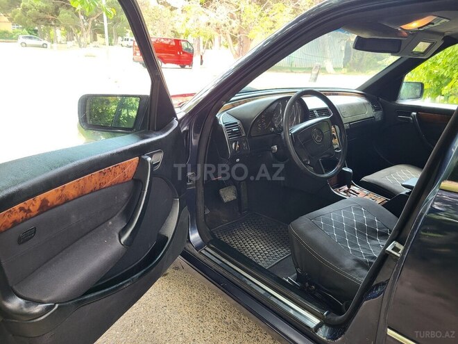 Mercedes C 200-6