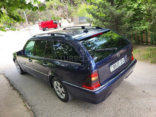 Mercedes C 200-11