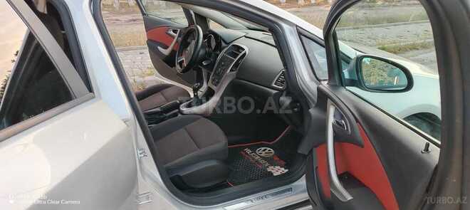 Opel Astra-10
