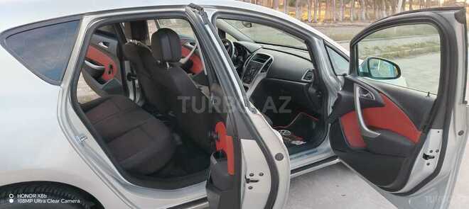 Opel Astra-9