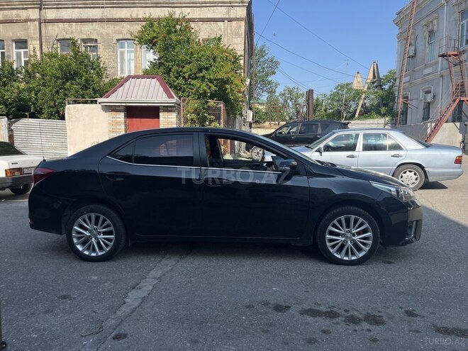 Toyota Corolla-4