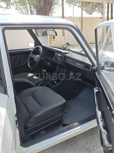 LADA (VAZ) 2107-8