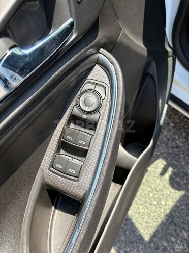 Chevrolet Malibu-7