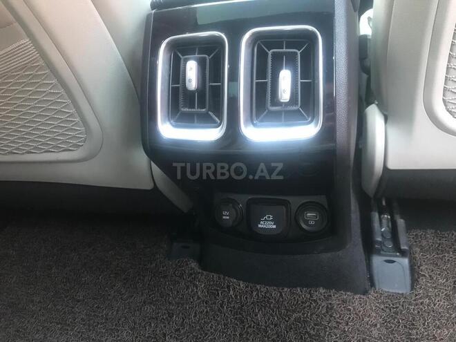 Kia Sorento-14