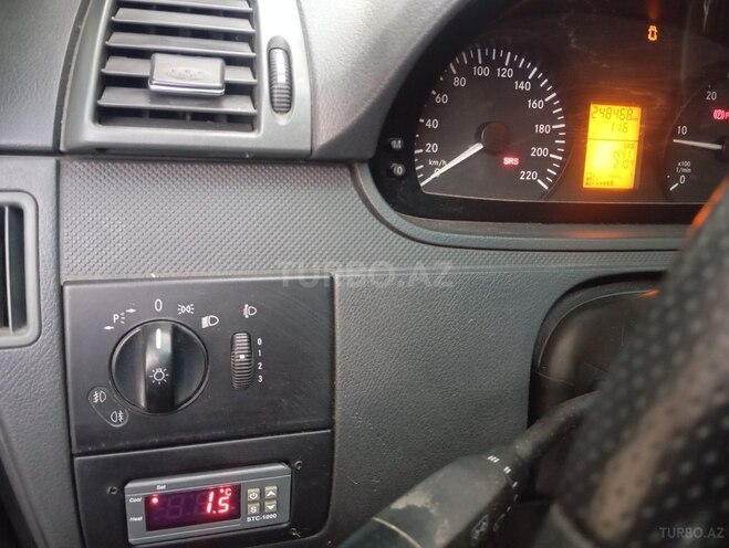 Mercedes Vito-7