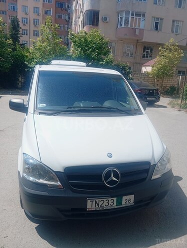 Mercedes Vito-1