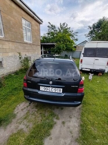 Opel Vectra-6
