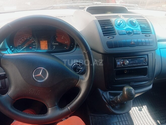 Mercedes Vito-6