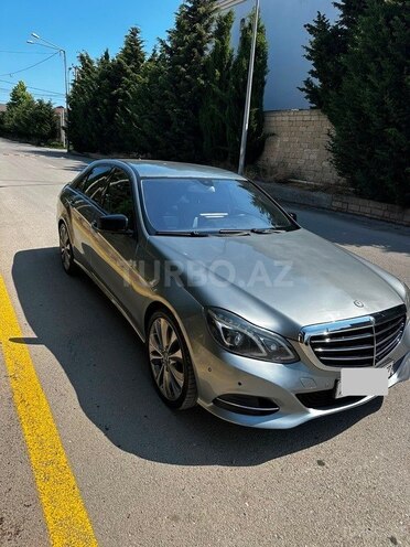 Mercedes E 220-5