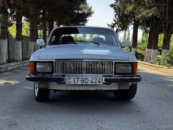 GAZ 3102 "Volga"-8