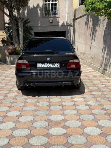BMW 530-2