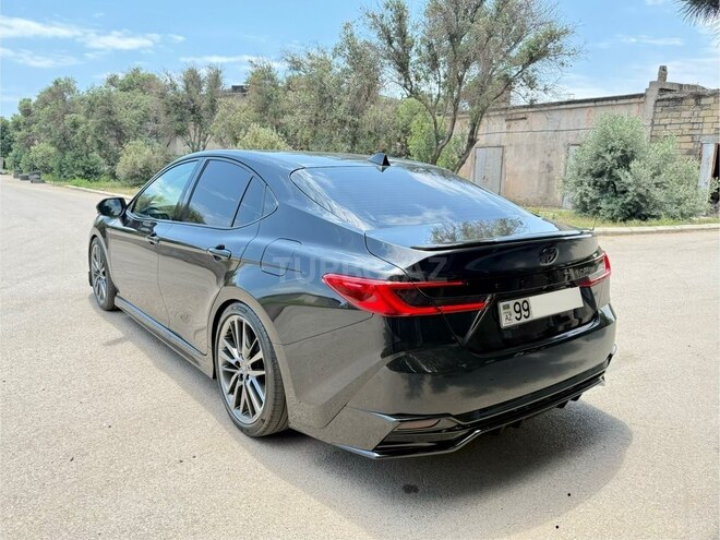 Toyota Camry-5