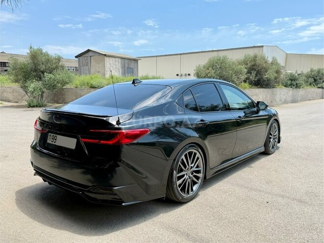Toyota Camry-7