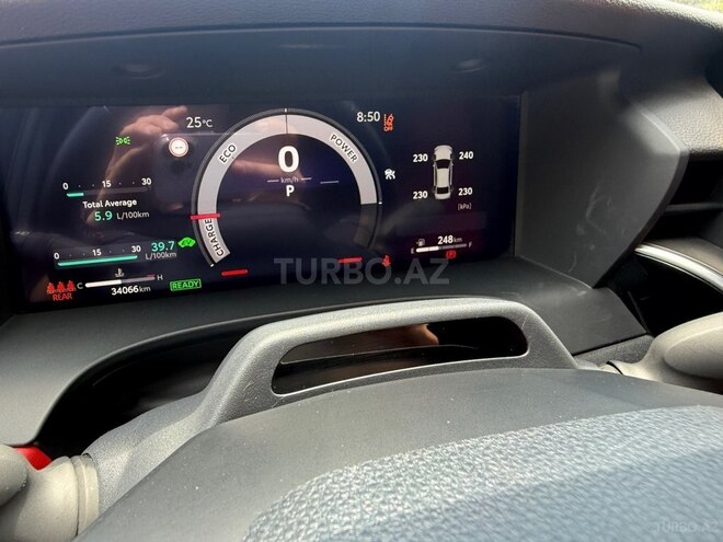 Toyota Camry-14