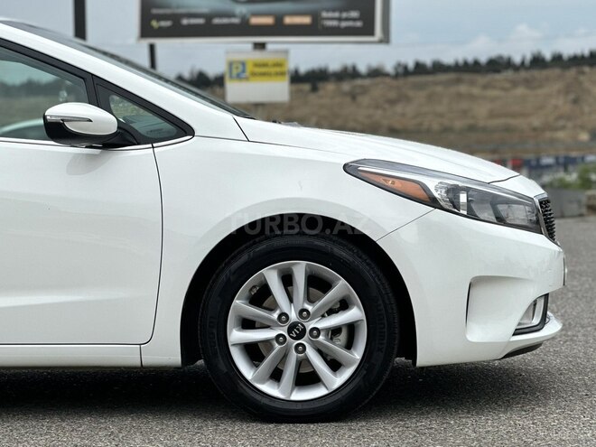 Kia Cerato-5