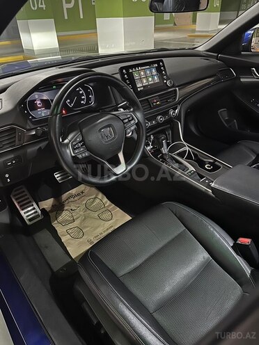 Honda Accord-13