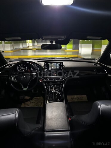 Honda Accord-12