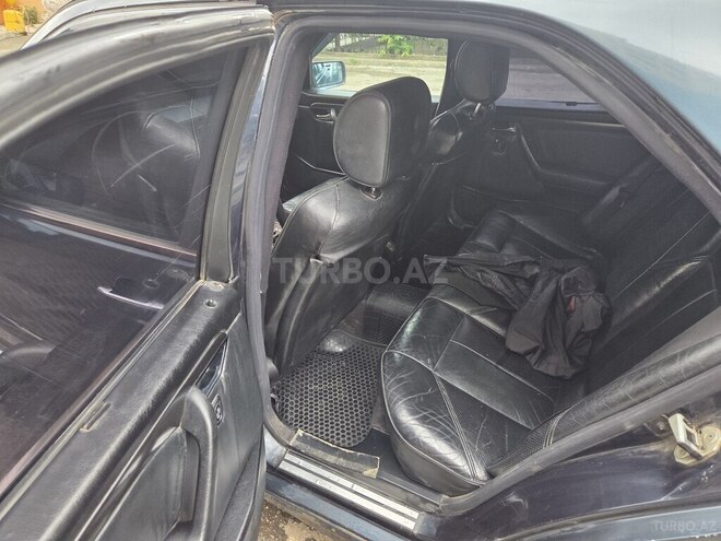 Mercedes C 200-6